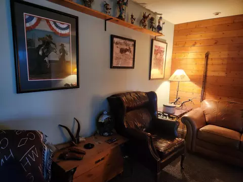 Living - 25965 Cir Bell Rd, Fall River Mills, CA 96028 photo 2 of 3