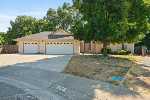 2790 Citrine Ave, Redding, CA 96001 photo 1