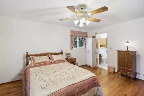Bedroom - 3283 Middleton Ln, Redding, CA 96002 photo 6 of 6
