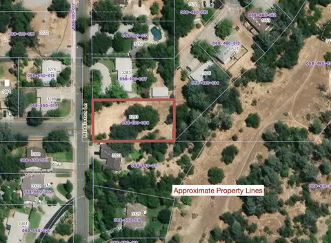 3293 Middleton Ln, Redding, CA 96002 photo 2