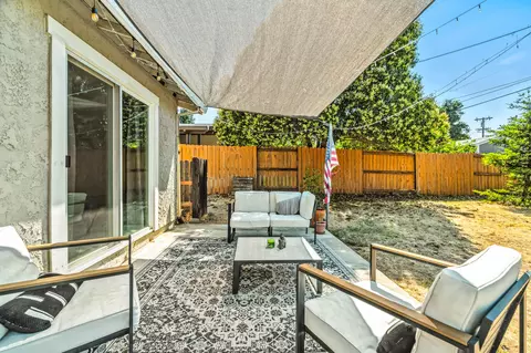 Exterior - 4020 Oro St, Redding, CA 96001 photo 4 of 8