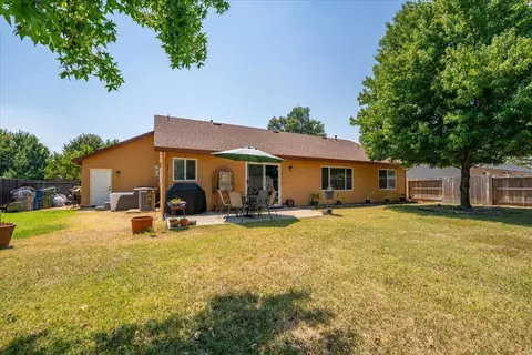 2236 Lonigan Ct, Redding, CA 96001 photo 40