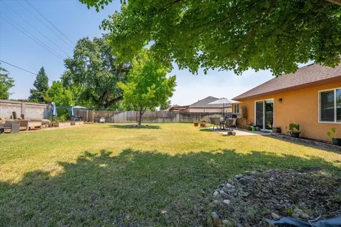 2236 Lonigan Ct, Redding, CA 96001 photo 47