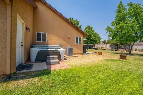 2236 Lonigan Ct, Redding, CA 96001 photo 34