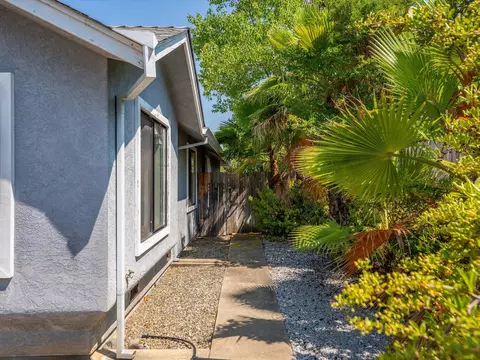 719 St Thomas Pkwy, Redding, CA 96003 photo 35