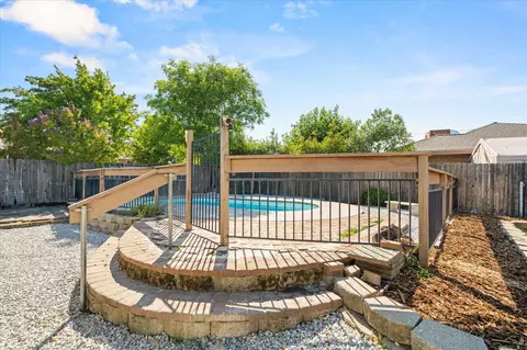 Exterior - 3255 Winding Way, Redding, CA 96003 photo 3 of 9