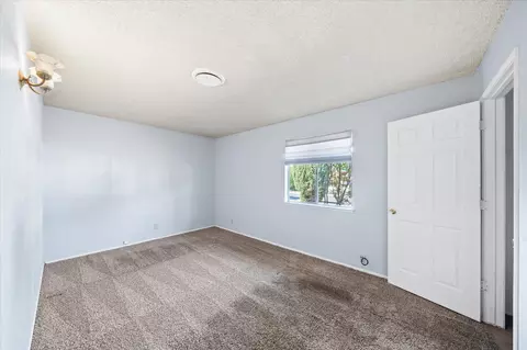 Bedroom - 3255 Winding Way, Redding, CA 96003 photo 6 of 9