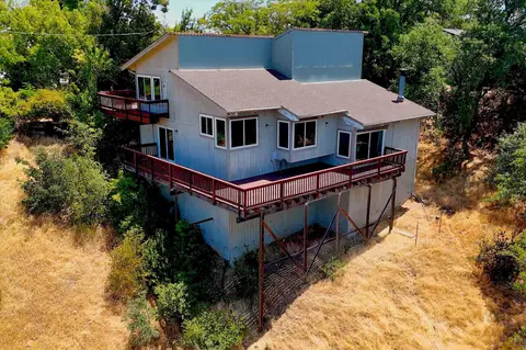 3400 Hillcrest St, Redding, CA 96001 photo 1