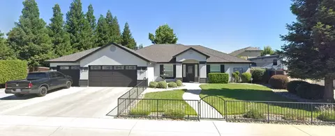 3258 Laver St, Redding, CA 96002