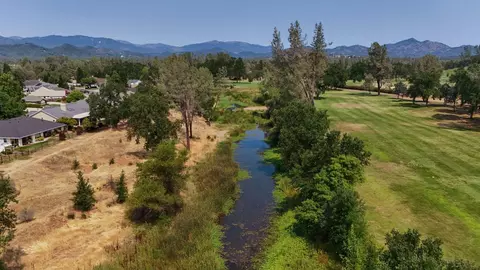 View/Area - 1533 Spanish Bay Dr, Redding, CA 96003 photo 5 of 7