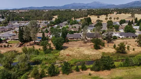 View/Area - 1533 Spanish Bay Dr, Redding, CA 96003 photo 7 of 7