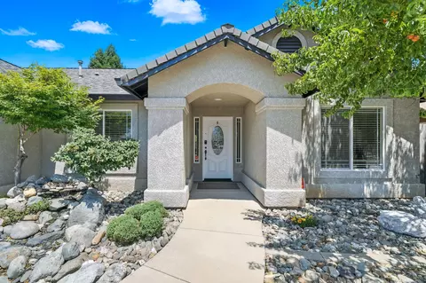 2072 Button Pl, Redding, CA 96002 photo 4