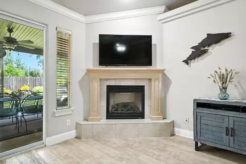 2072 Button Pl, Redding, CA 96002 photo 8
