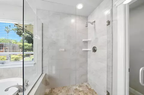 2072 Button Pl, Redding, CA 96002 photo 19