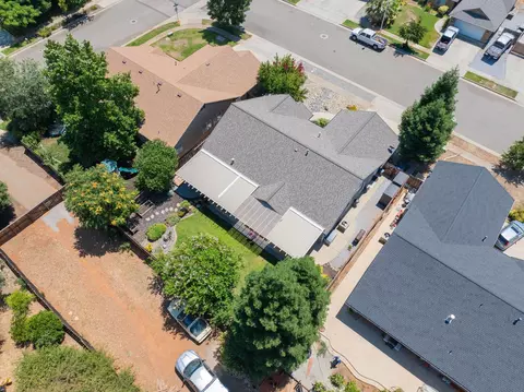 2072 Button Pl, Redding, CA 96002 photo 38