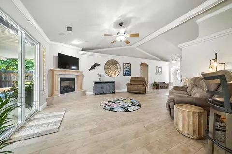 2072 Button Pl, Redding, CA 96002 photo 6