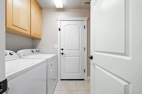 2072 Button Pl, Redding, CA 96002 photo 25