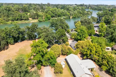 View/Area - 2949 Felstet Ln, Redding, CA 96001 photo 6 of 12