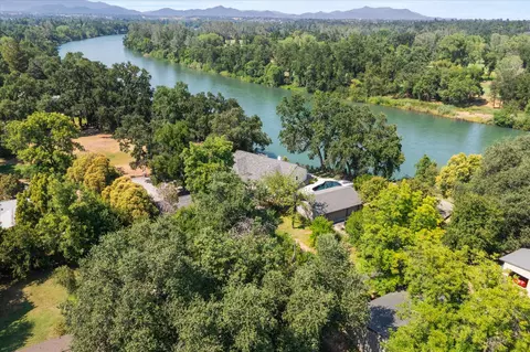 View/Area - 2949 Felstet Ln, Redding, CA 96001 photo 8 of 12