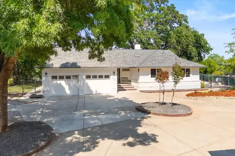 Exterior - 2949 Felstet Ln, Redding, CA 96001 photo 23 of 24