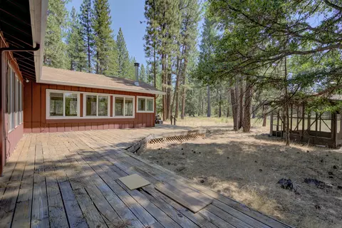 Exterior - 45119 Old Brown Ranch Rd, Fall River Mills, CA 96028 photo 3 of 20