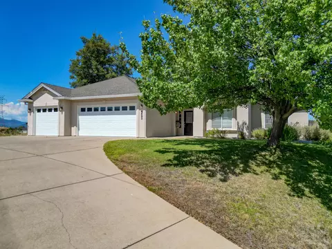 Exterior - 4692 Corita Pl, Redding, CA 96001 photo 2 of 5