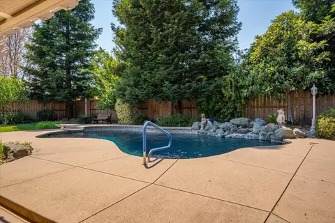 4556 Yellowstone Dr, Redding, CA 96002 photo 37