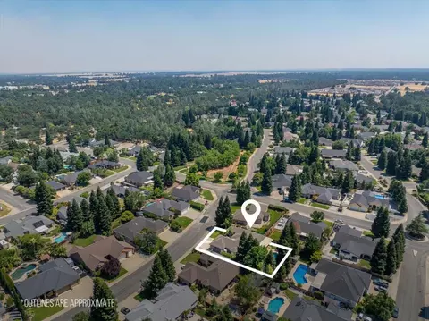 4556 Yellowstone Dr, Redding, CA 96002 photo 5