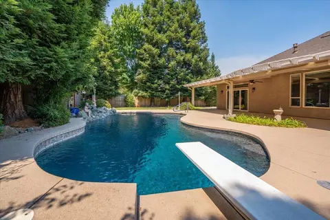 4556 Yellowstone Dr, Redding, CA 96002 photo 39