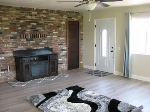 24327 Bascom Rd, Millville, CA 96062 photo 7