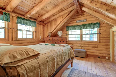 Bedroom - 27401 Goodman Rd, Fall River Mills, CA 96028 photo 7 of 9