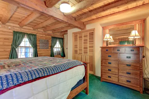 Bedroom - 27401 Goodman Rd, Fall River Mills, CA 96028 photo 3 of 9
