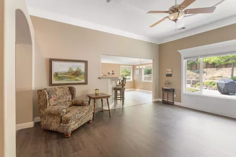 Living - 1000 Greenbriar Ct, Redding, CA 96003 photo 1 of 3