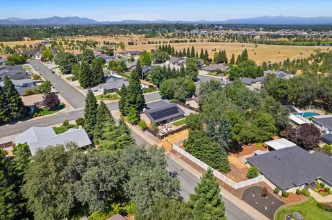 2903 Newbury Ln, Redding, CA 96002 photo 21