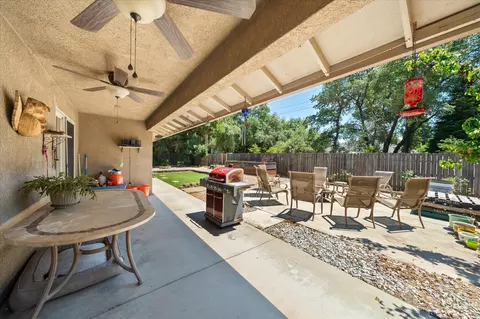 2903 Newbury Ln, Redding, CA 96002 photo 16
