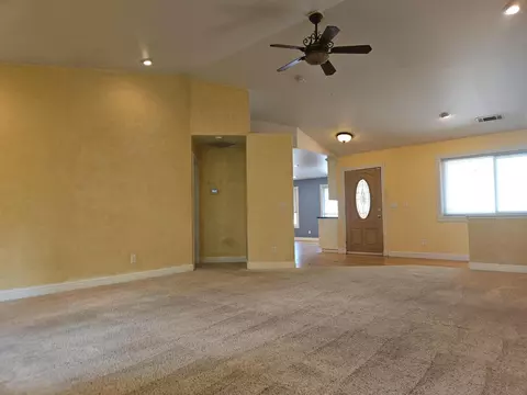 6572 Jonella Way, Redding, CA 96003 photo 11