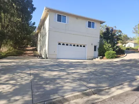 6572 Jonella Way, Redding, CA 96003 photo 4