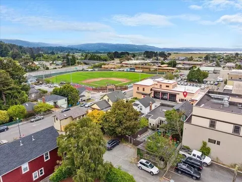 View/Area - 632 9th St, Arcata, CA 95521 photo 2 of 4