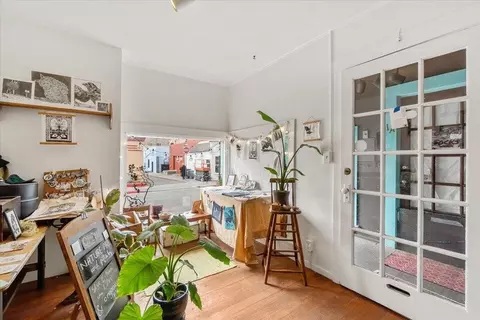 Entry Way - 632 9th St, Arcata, CA 95521 photo 1 of 2