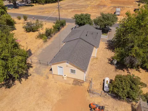 View/Area - 6594 Clear View Dr, Anderson, CA 96007 photo 2 of 10
