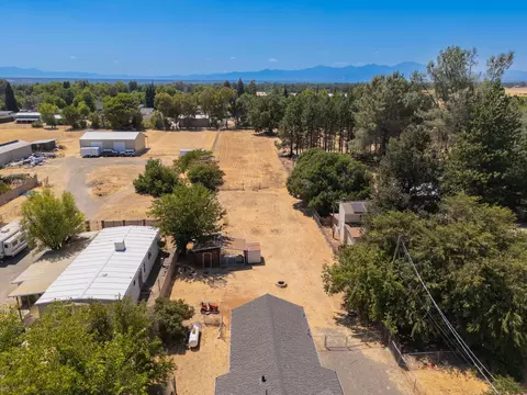 View/Area - 6594 Clear View Dr, Anderson, CA 96007 photo 3 of 10