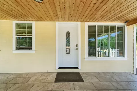 Exterior - 6594 Clear View Dr, Anderson, CA 96007 photo 7 of 14