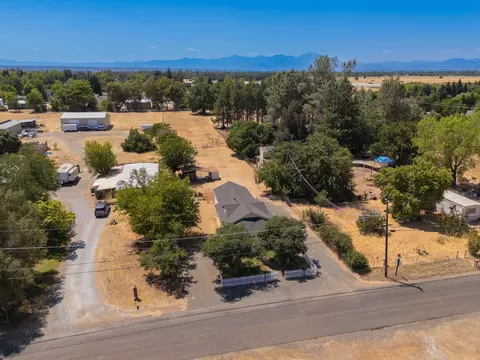 View/Area - 6594 Clear View Dr, Anderson, CA 96007 photo 7 of 10