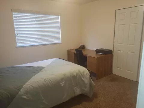 Bedroom - 3118 Seminole Dr, Redding, CA 96001 photo 5 of 5
