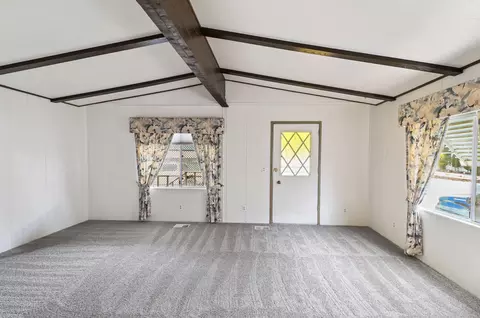 472 Red Cedar, Redding, CA 96003 photo 3