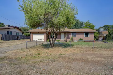 1316 Grand River Ave, Shasta Lake, CA 96019