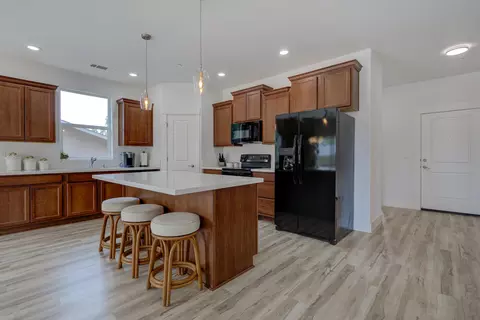 2531 Rainbow Ln, Redding, CA 96002 photo 9
