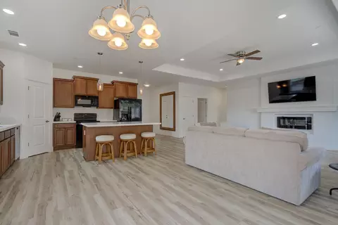 2531 Rainbow Ln, Redding, CA 96002 photo 7