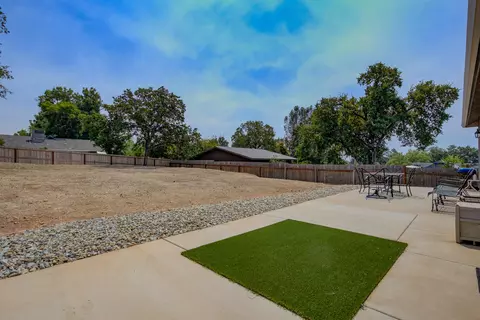 2531 Rainbow Ln, Redding, CA 96002 photo 36