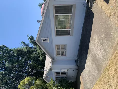 751 Leland Ct, Redding, CA 96001